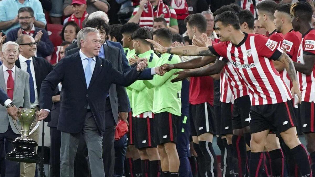 Javier Clemente ve favorito al Athletic en la eliminatoria contra la Roma. / PABLO VIÑAS