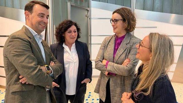 El vicelehendakari segundo, Mikel Torres, y la diputada general de Bizkaia, Elixabete Etxanobe, en una imagen de archivo.