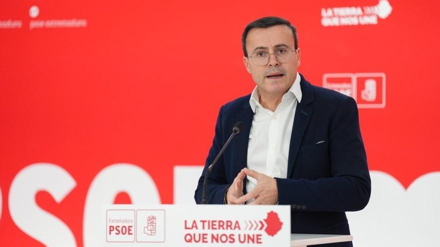 Miguel Ángel Gallardo, en rueda de prensa en Mérida.