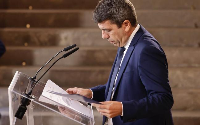 El EXpresidente de la Generalitat valenciana, Carlos Mazón, durante la declaración institucional en la que ha anunciado su dimisión