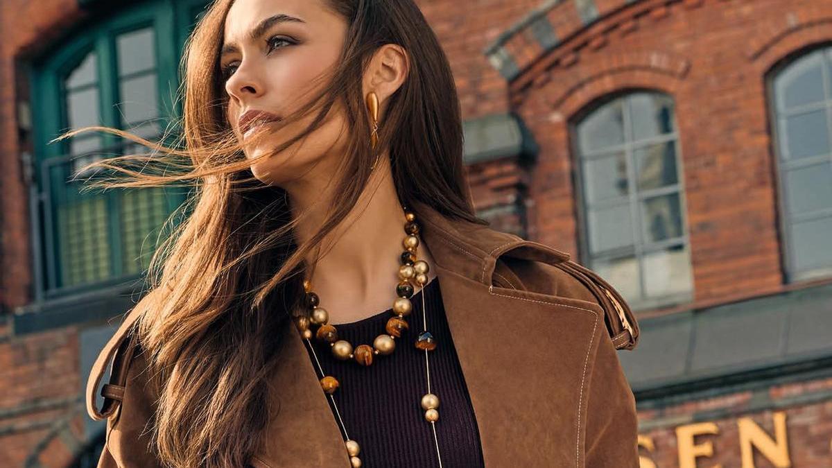 Prendas y complementos en color marrón, el color que marca tendencia.