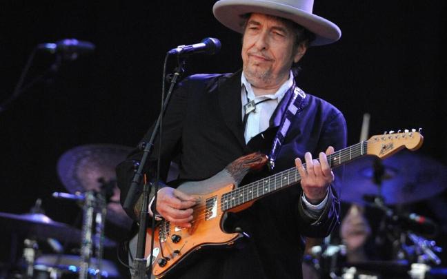 Bob Dylan actuará en Donostia en junio