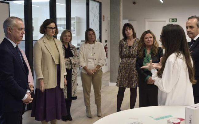 Urkullu, en la inauguración del nuevo edificio de Biolan.