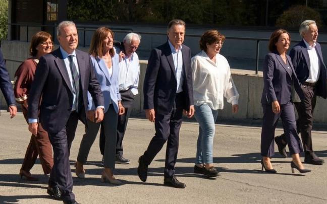 Un grupo de presentadores históricos de RTVE por el 70 aniversario del canal RTVE
