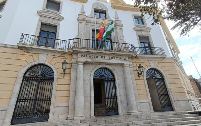 Fachada de la Audiencia Provincial de Cádiz.