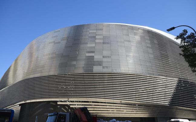 Fachada del Estadio Santiago Bernabéu.
