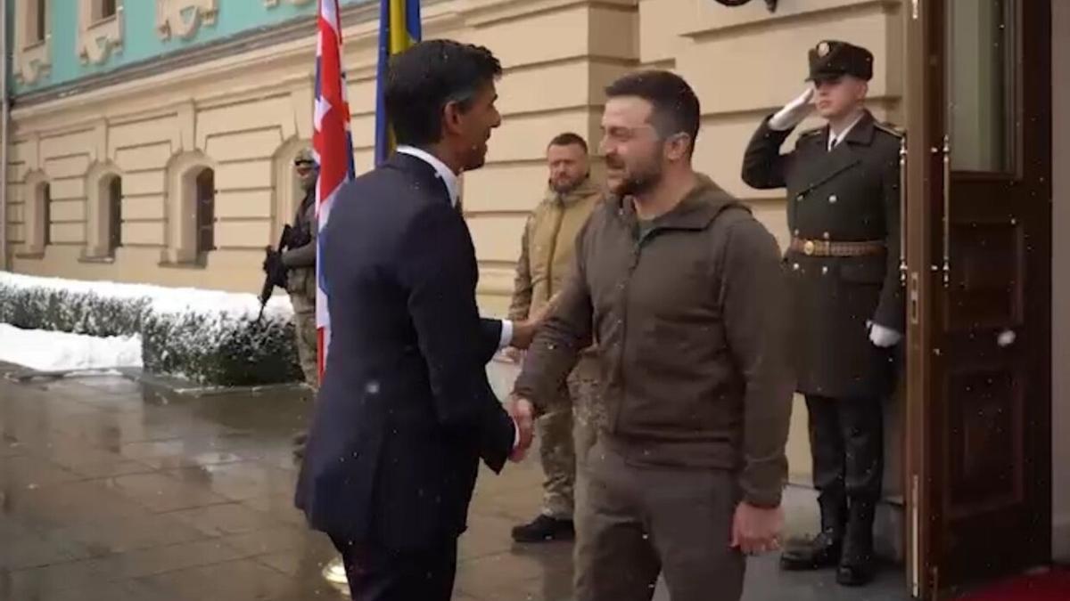 El primer ministro británico Rishi Sunak viajó por primera vez a Kiev a finales de noviembre de 2022.