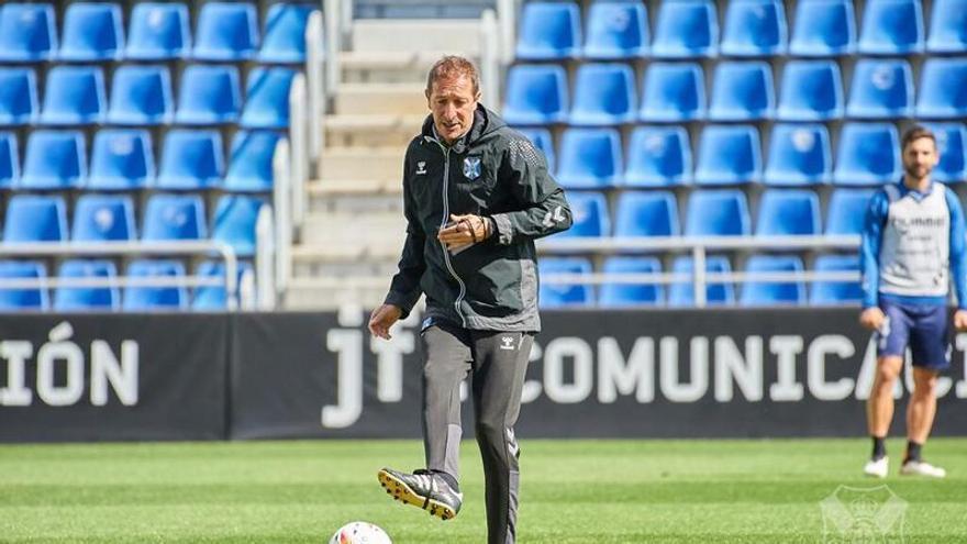 Ramis durante un entrenamiento con el Tenerife