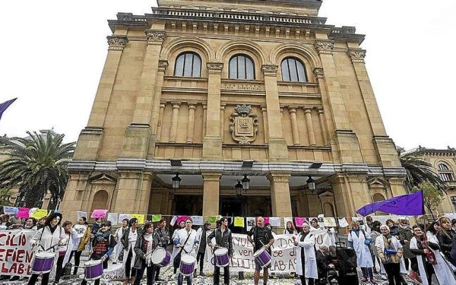 Movilización de trabajadoras del SAD y limpiadoras. | FOTO: RUBEN PLAZA