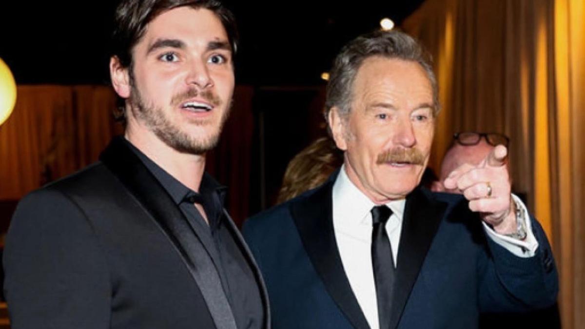 “Me pregunto si había algo de lo que él quería hablar conmigo”, lamentaa el actor Bryan Cranston, protagonista de 'Breaking Bad', sobre la muerte de RJ Mitte, quien interpretó a su hijo en la reconocida serie.
