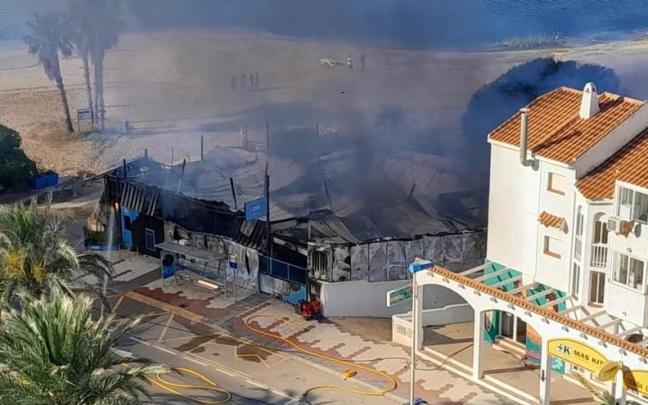 Arde en La Manga el restaurante del primer programa de Chicote "Servicio Secreto".