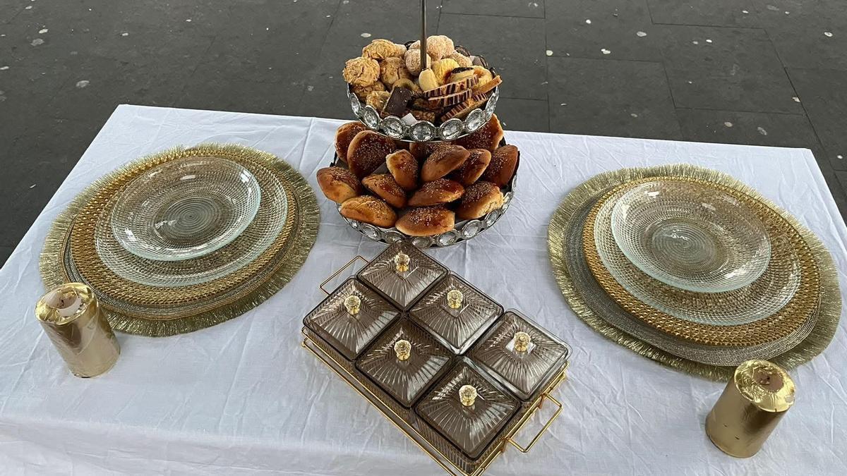 Una selección de dulces árabes tradicionales endulzará el encuentro de convivencia en torno a la mesa.