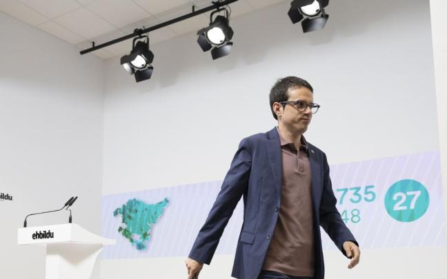 Pello Otxandiano durante su comparecencia.