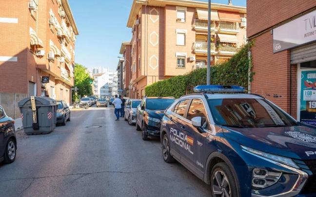Un vehículo policial en las inmediaciones del lugar en el que ocurrió el accidente. / EFE Un vehículo policial en las inmediaciones del lugar en el que ocurrió el accidente.