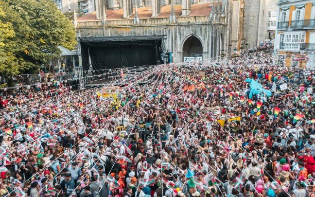 El 1 de septiembre la plaza volverá a llenarse de color