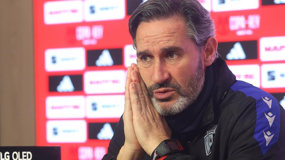 Vicente Moreno en la rueda de prensa previa al choque de Copa. Foto: OSKAR MONTERO