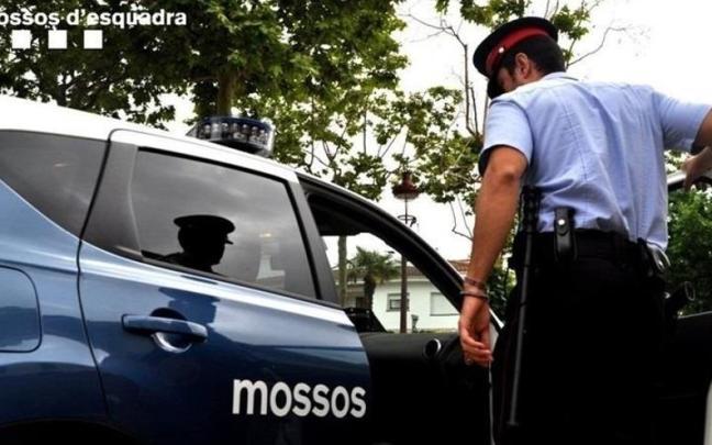 La policía catalana le detuvo por quebrantar la orden de alejamiento.