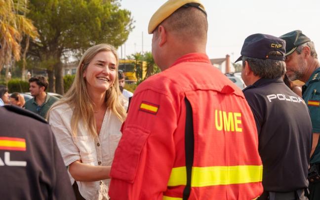 La vicepresidenta del Gobierno y ministra para la Transición Ecológica y el Reto Demográfico, Sara Aagesen, visita el incendio de Niebla.