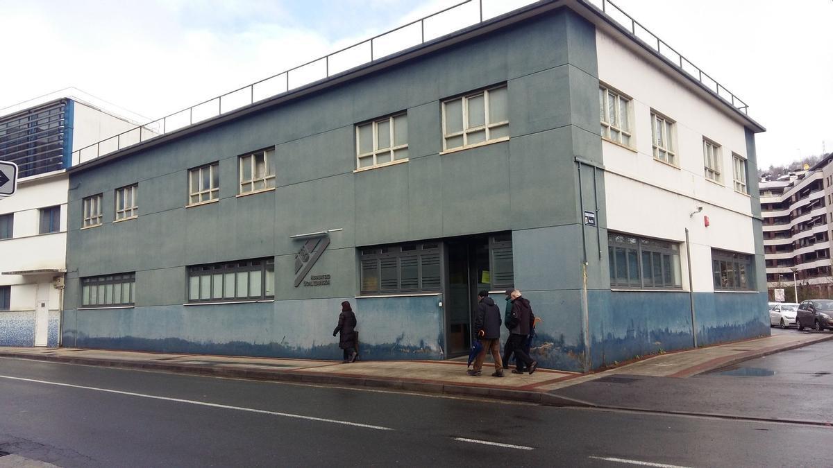 Sede la Policía Municipal en la avenida Navarra.