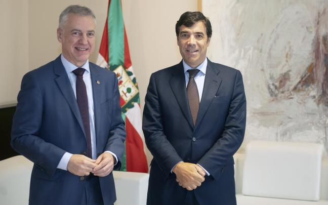 El lehendakari y el presidente de Kutxabank, esta mañana en Gasteiz.