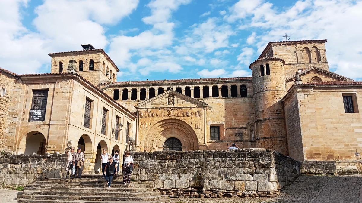 La Colegiata de Santillana del Mar.
