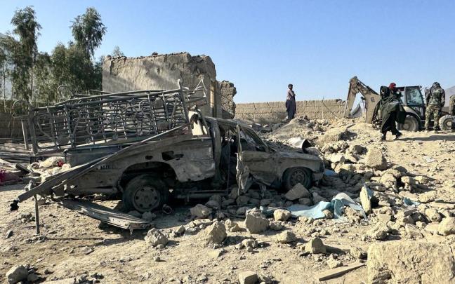 Pakistán ataca siete "escondites terroristas" en la frontera con Afganistán tras atentados