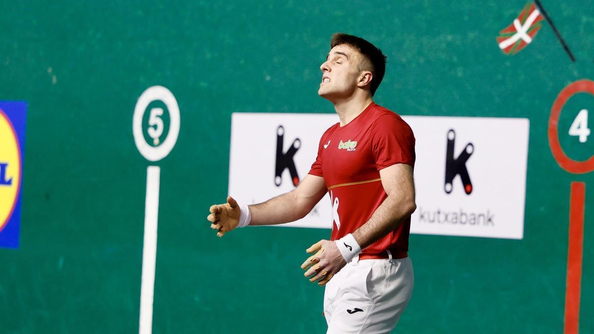 Peña II-Salaverri II, semifinalistas del Campeonato de Parejas Serie B tras derrotar a Salaberria-Gaskue en Tolosa.