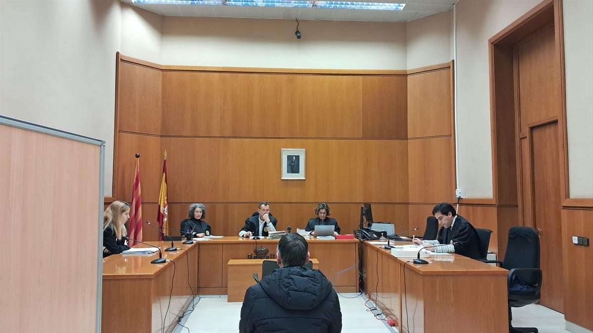 Imagen del juicio contra el acusado.