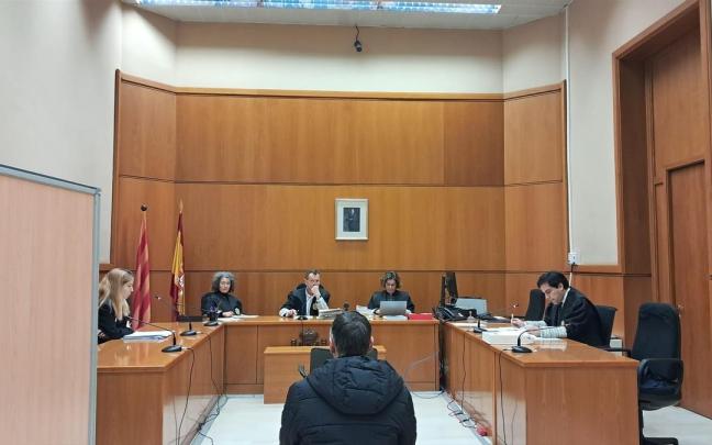 Imagen del juicio contra el acusado.