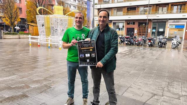 Eduardo Murguia, representante de Begisare, e Ibon Muñoz, gerente del Bidasoa Atletiko Taldea.