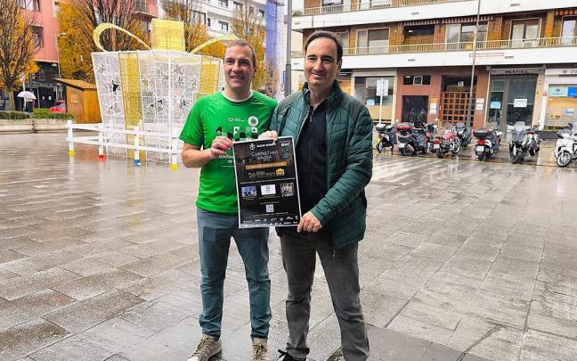 Eduardo Murguia, representante de Begisare, e Ibon Muñoz, gerente del Bidasoa Atletiko Taldea.