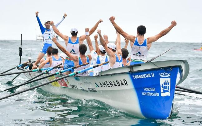 Donostiarra celebrando una bandera de hace 2 temporadas. ARNAITZ RUBIO