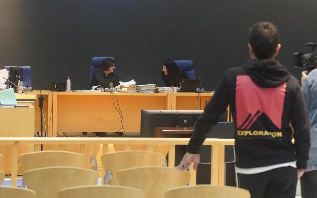 Una sesión del juicio de Aintzane Pujana, en la Audiencia de Gipuzkoa. / Rubén Plaza Una sesión del juicio de Aintzane Pujana, en la Audiencia de Gipuzkoa.