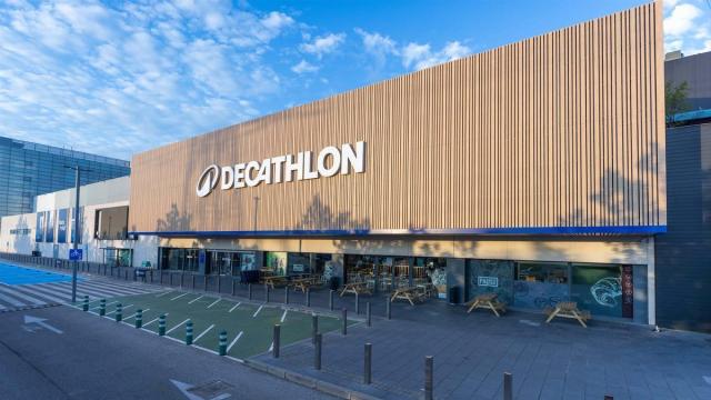 Decathlon exterior