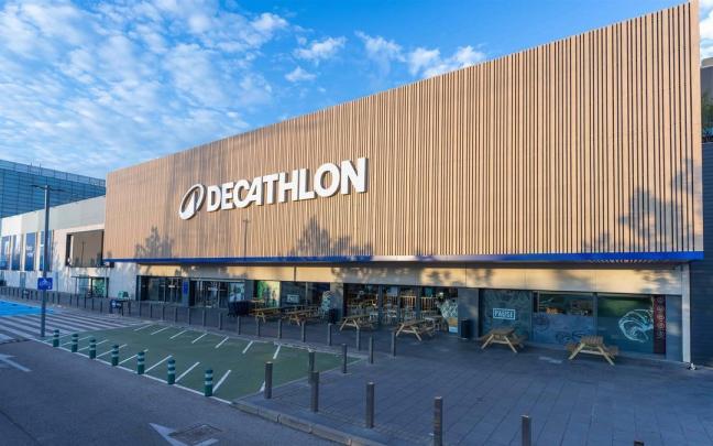 Decathlon exterior