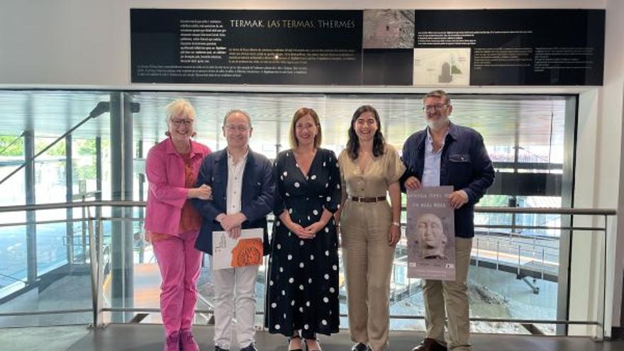 La presentación de la nueva exposición ha tenido lugar esta mañana en el Museo Oiasso.