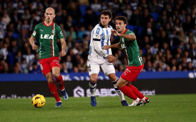 Guevara ante la Real en Anoeta. / R.S.