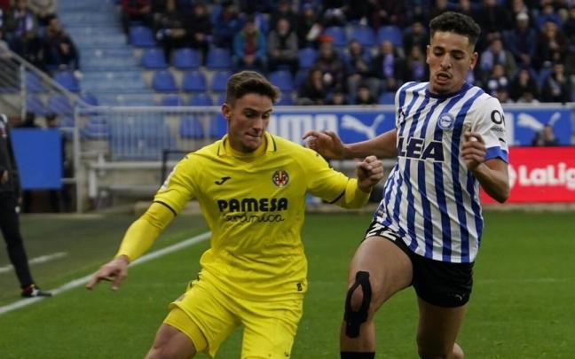Abdel Abqar, durante el último Alavés-Villarreal B disputado en Mendizorroza.