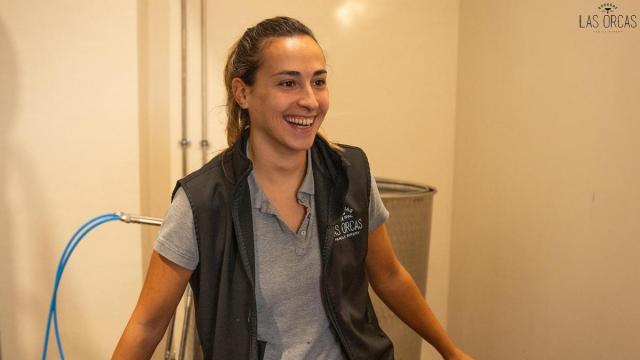 Lucía Abando lleva inmersa en el mundo bodeguero desde que nació.