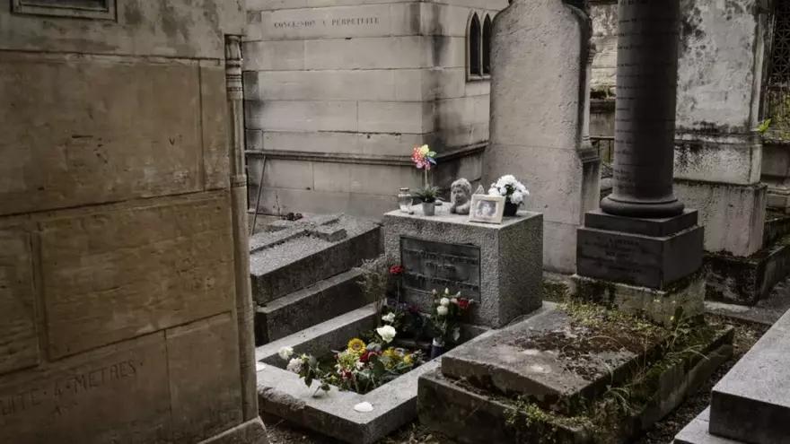 Cementerios de Barcelona comenzó a contactar con los titulares de los nichos para comunicarles los hechos