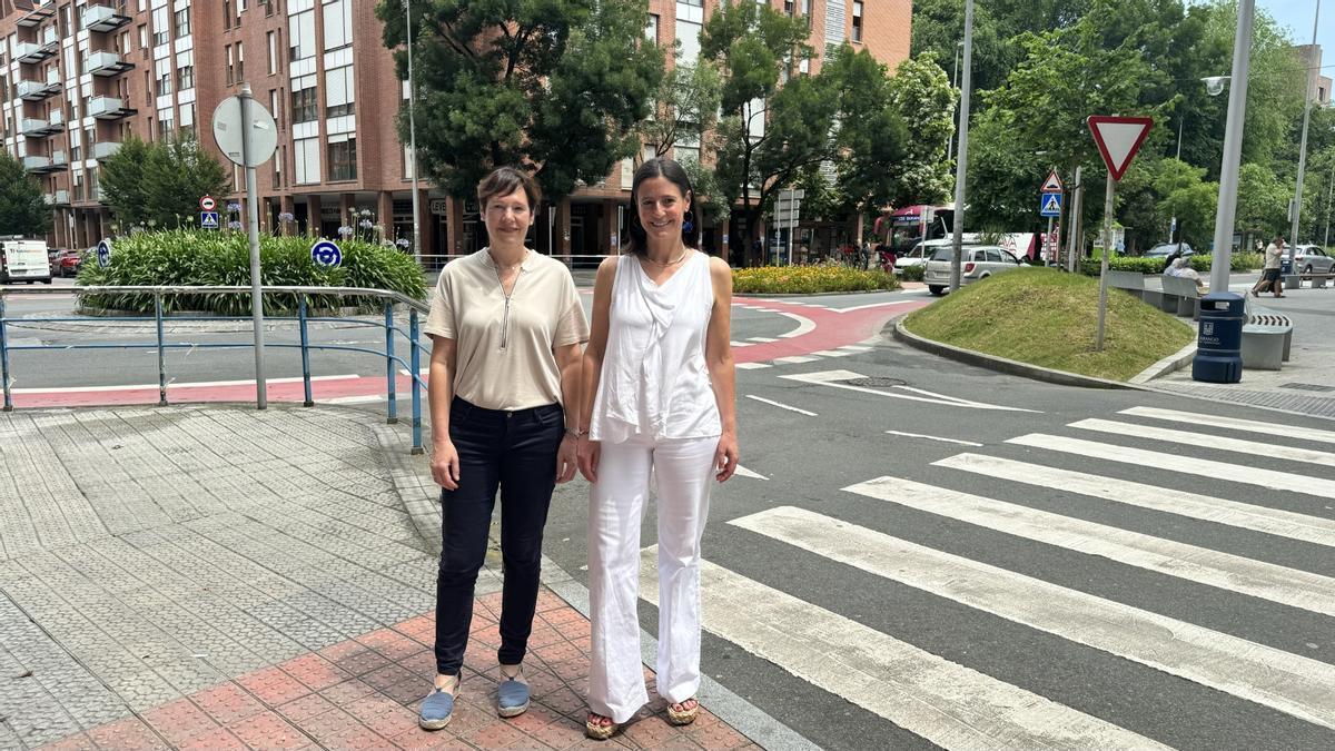 Sara Oceja y Mireia Elkoroiribe