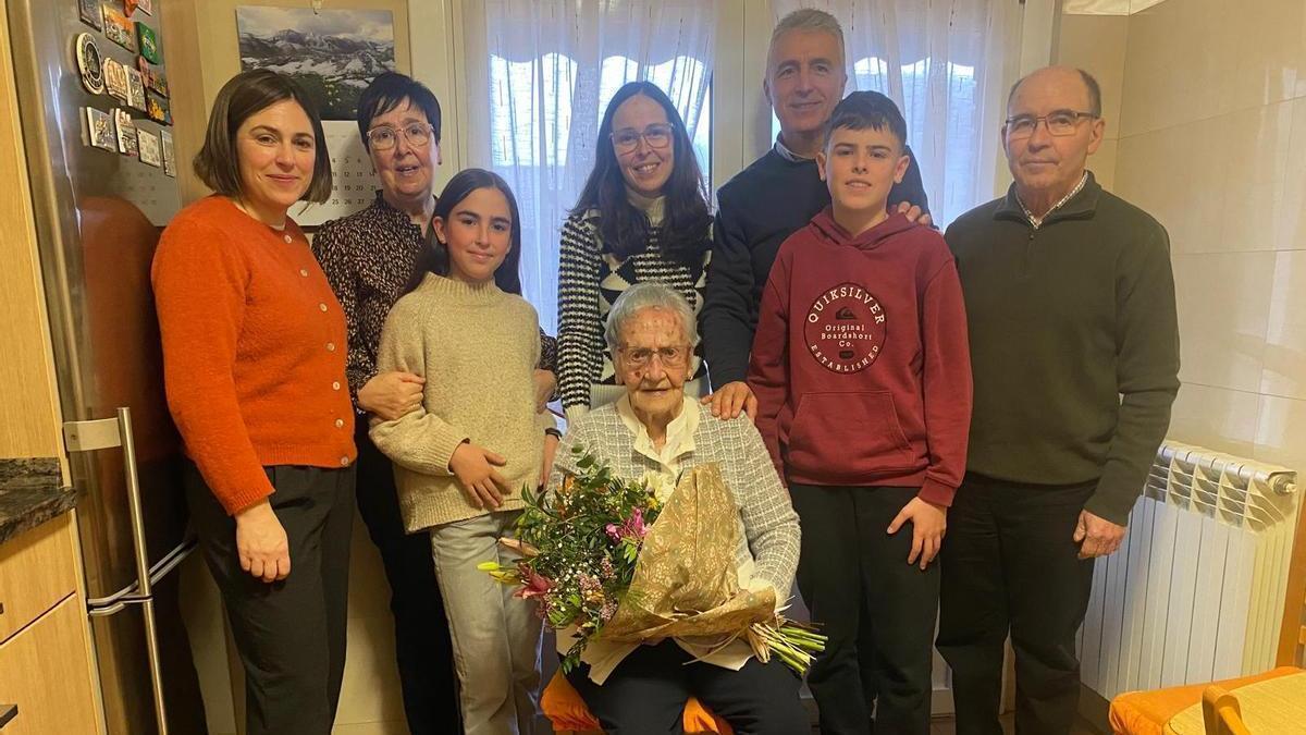 Romana Mujica Lazkaoko alkatearekin.