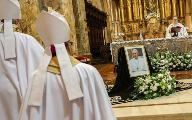 Una iglesia en Argentina rinde homenaje al Papa Francisco.