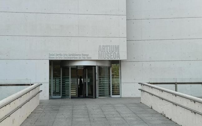 Artiumek eta Zas Kultur espazioak museoan egonaldi bat egiteko arabar artistentzako deialdia egin dute.