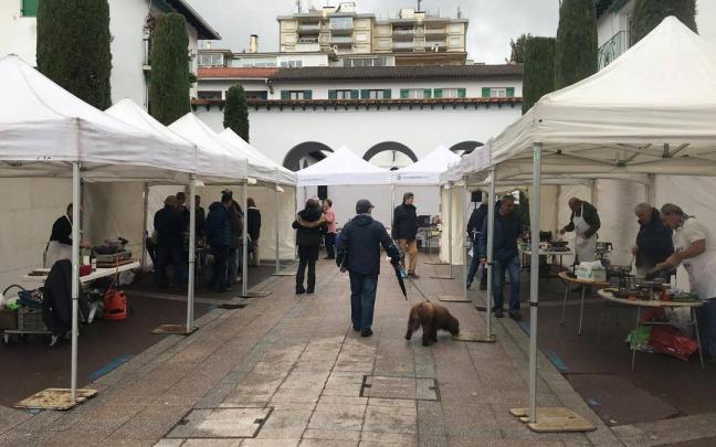 Una edición anterior del concurso de fritada de Hondarribia