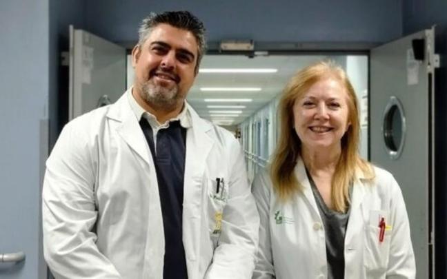 Los investigadores de la UEx Pedro Cosme y Nuria Bermejo.