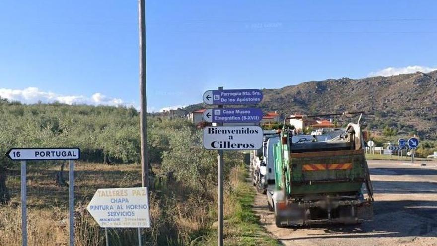 Entrada a la localidad de Cilleros.