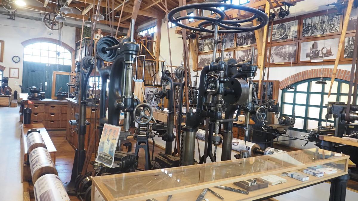 El Museo de la Máquina Herramienta cuenta con máquina del siglo XIX que continúan funcionando a la perfección.