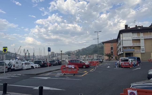Restricciones de aparcamiento en la plaza Bizkaia