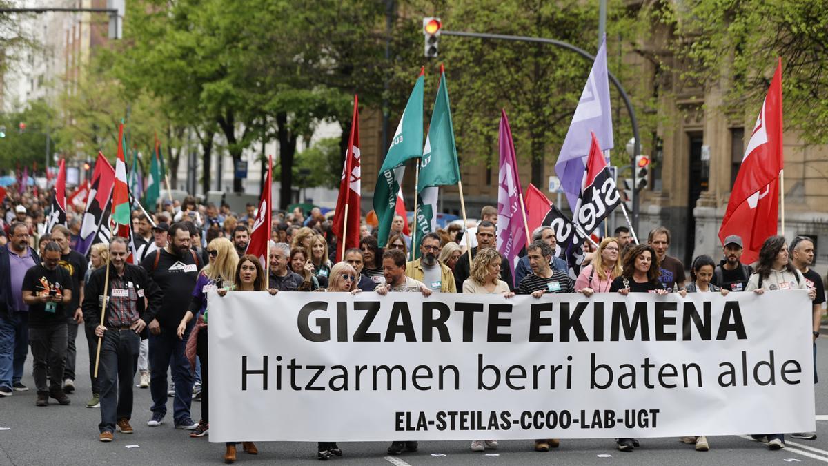 Manifestación en Bilbao de trabajadores de los centros educativos de iniciativa social.